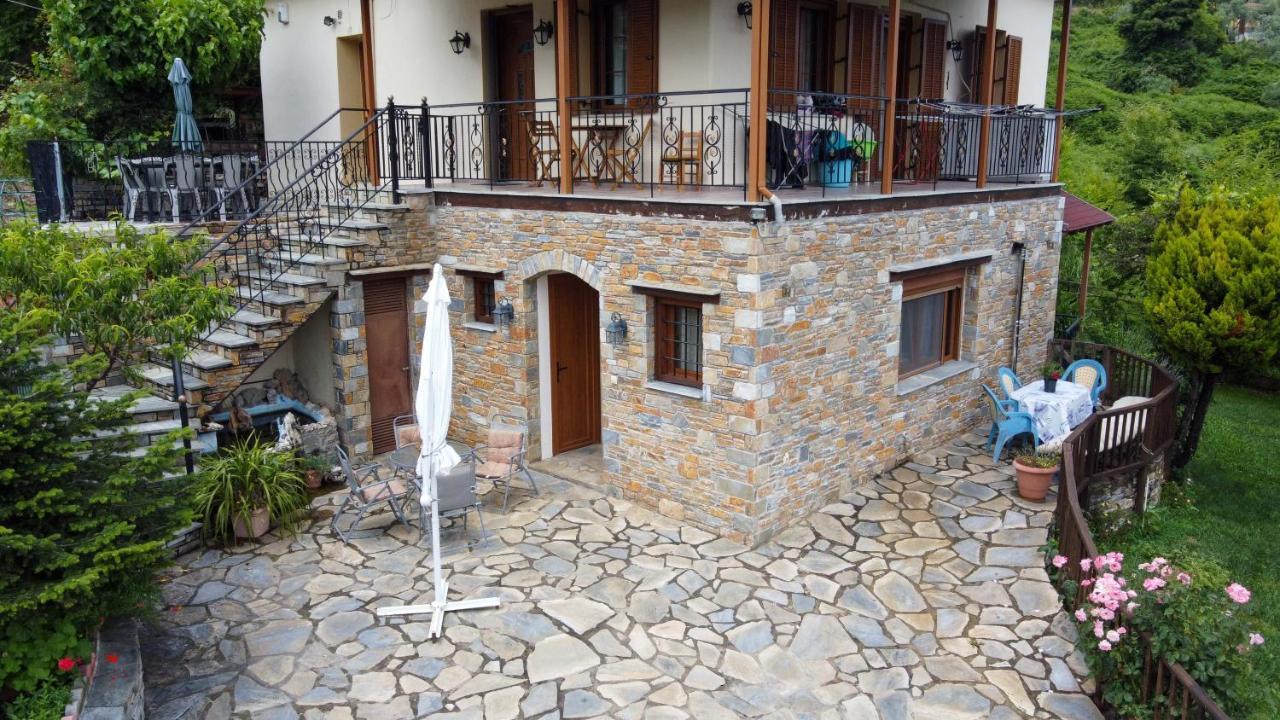 Efi'S Guest House Áyios Dhimítrios Esterno foto